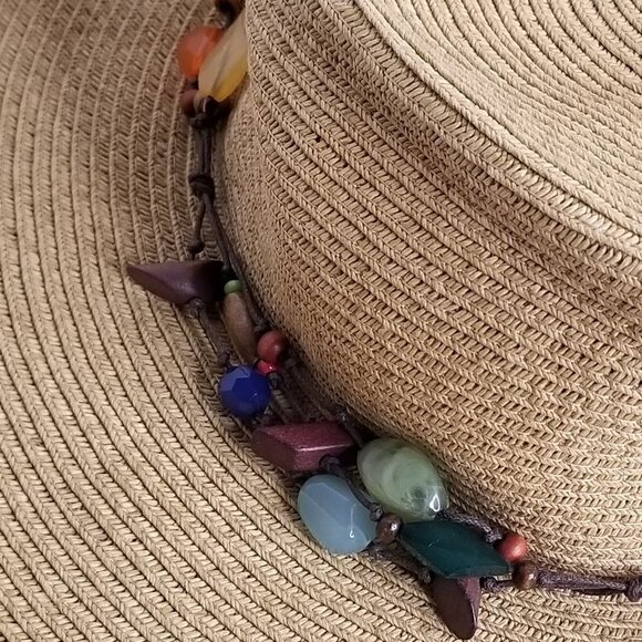 Gorgeous Paper Straw hat with accessories - Picture 4 of 7